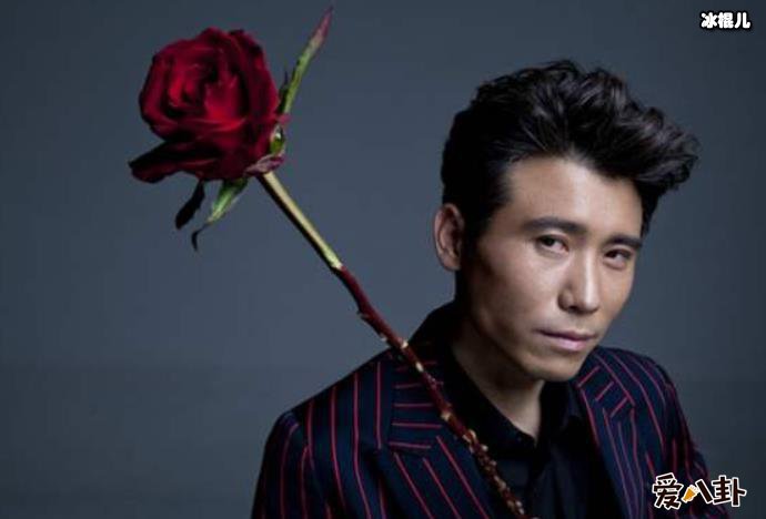 演员李乃文结婚了吗? 两人因戏结缘老婆黄曼是做什么的