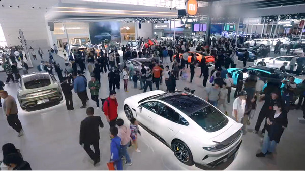 雷军宣布小米汽车天津车展客流超7万人 圆满收官 雷军宣布小米汽车天津车展客流超7万人 圆满收官