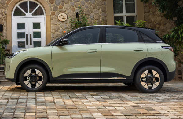 不到10万的小车这么精致?吉利星愿购车建议及竞品分析