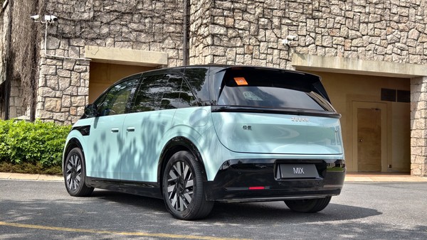 极氪MIX深度试驾:颠覆传统汽车行业 极氪是认真的 极氪MIX深度试驾:颠覆传统汽车行业 极氪是认真的