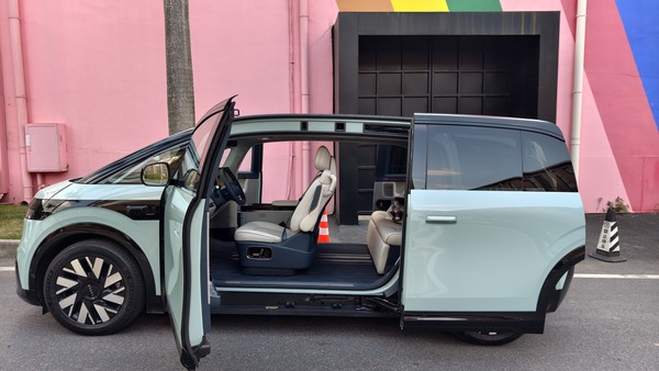 极氪MIX深度试驾:颠覆传统汽车行业 极氪是认真的 极氪MIX深度试驾:颠覆传统汽车行业 极氪是认真的