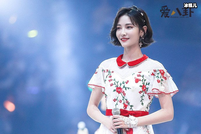 许佳琪昔日抢C位事件被翻出, 把积攒的路人缘都败光了?