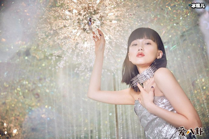 黄龄声音这么有特色为什么没有爆红? 黄龄不红是没人捧吗