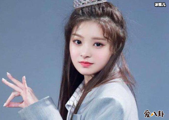 王怡人资料起底, 被星探挖掘成练习生如今出道就大火!