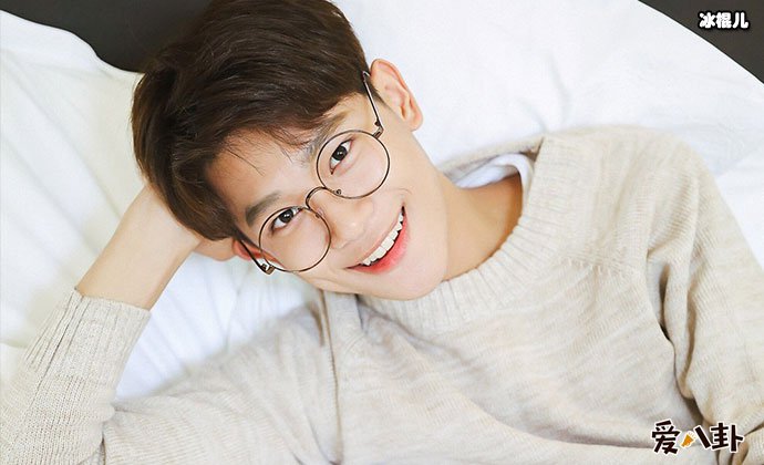 张炯敏什么时候出生? 初恋脸小哥哥女朋友是谁!