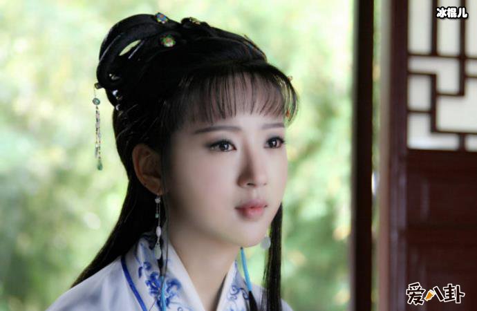 闵春晓个人资料, 林黛玉扮演者曾演朱一龙妈妈却不红!