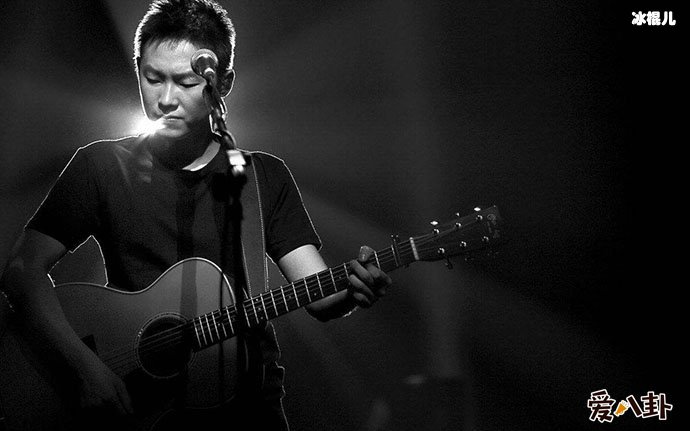 梁博女友是谁? 两人分手原因曝光!