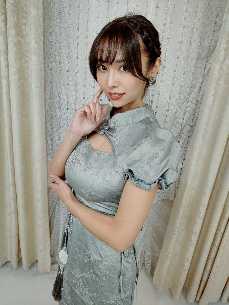 清空社群!最胸J罩杯的她最近怎么了?