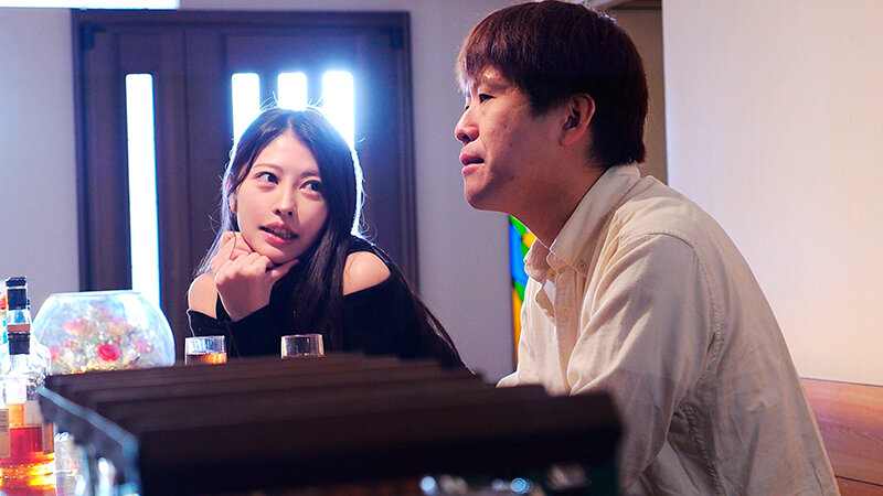 森日向子作品MKMP-570发布!没钱继续包养!想结束爸爸活关系却被她修长美腿夹到猛射