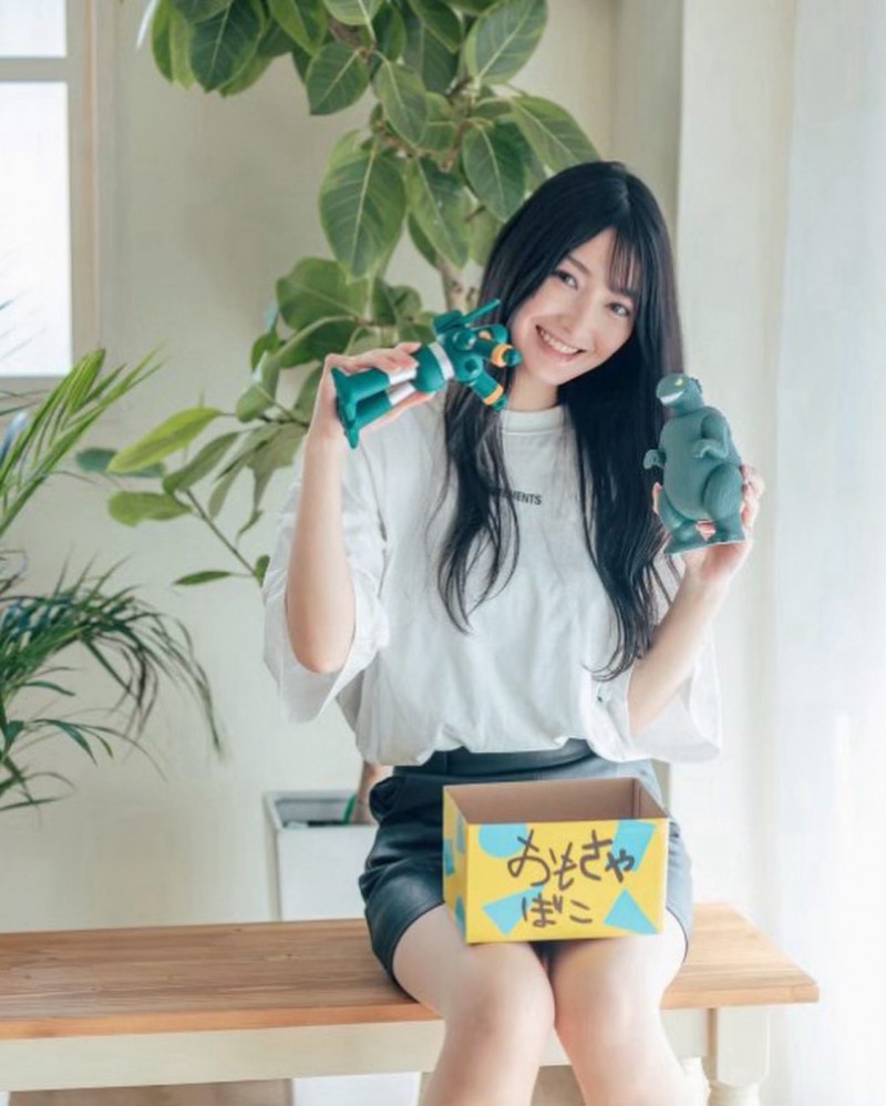 新法害女优海外淘金?退役的超美人这么看!