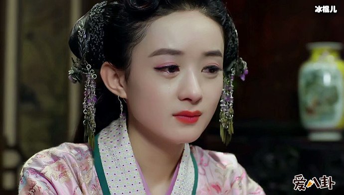 郑恺大火是为什么? 原来是当众调侃嘲讽赵丽颖!