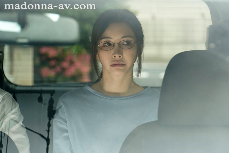 (JUQ-988) 别偷她的内裤!(爱弓凉)会设下恐怖的监禁榨精地狱!