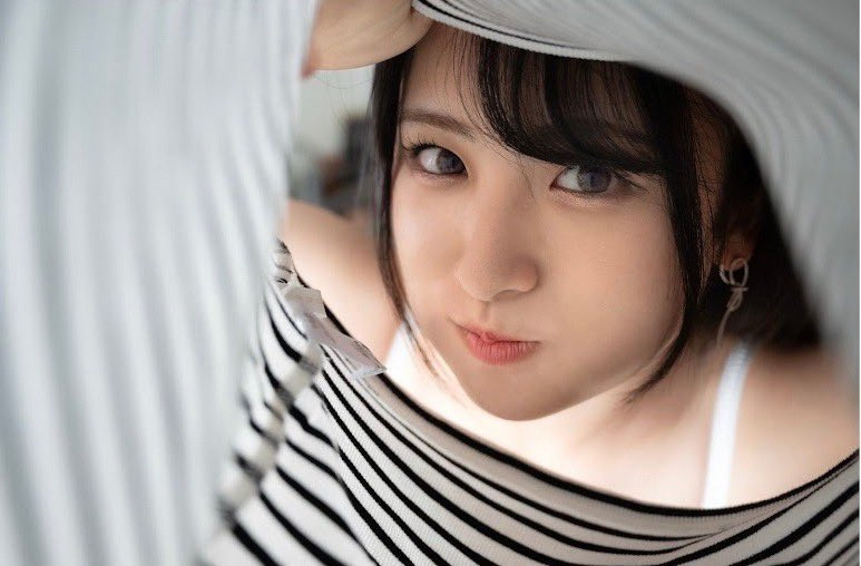 初脱写真集上市!她就是经纪公司エイトマン(8MAN)的秘密兵器?