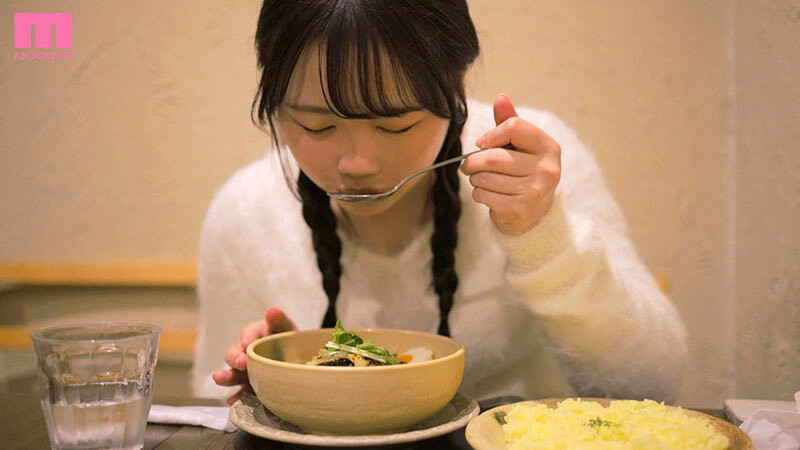 (MIFD-540)片商紧急出动!因为太可爱了、所以男优去北海道上了她!