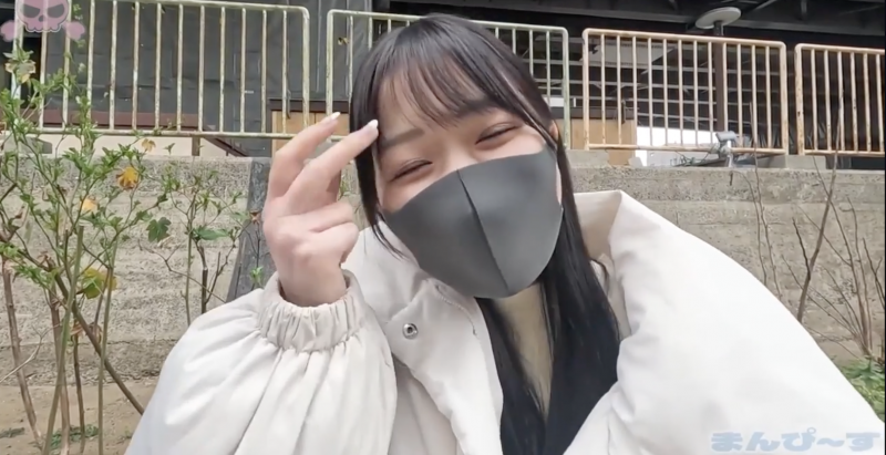 那位被无码卖家捕获、外型清秀然后下面超级粉的一线鲍竟是青春时代的正妹!