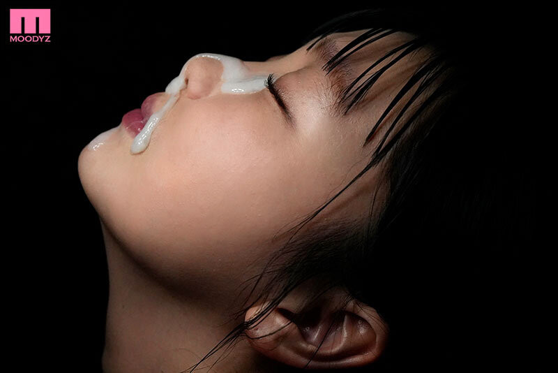 (MOER-005)什么都OK的肉感G罩杯!她和O罩杯的前辈有姊妹脸?