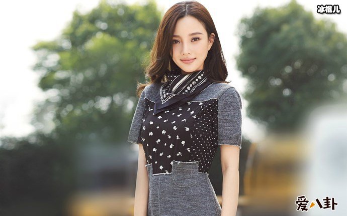 李小璐的男朋友都有谁? 没想到李小璐还跟范冰冰抢过男朋友