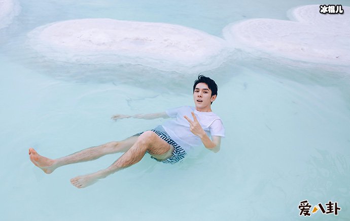 李佳琦直播说漏嘴, 曝料王菲秘密二人关系不简单