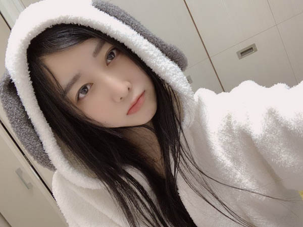 LUXU-1357,榊夏莲最新作品2020年12月14日发布!