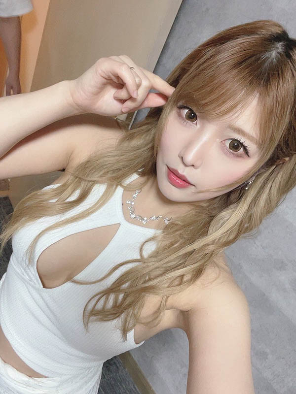 最新推荐!美艳小只马女优《新村朱里》最新作品介绍……