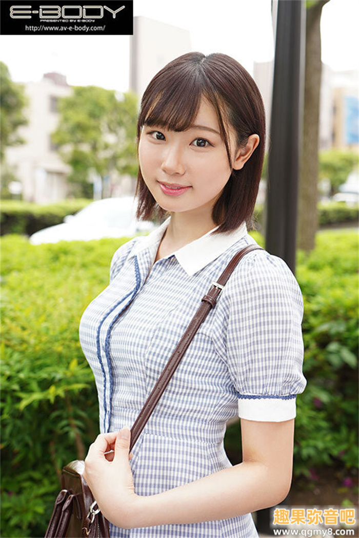 终于在社群上现身! 但170厘米F罩杯的透明奏多(透美かなた)有状况!