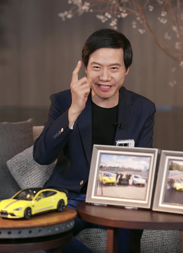 雷军透露小米SU7车主中56%为iPhone用户 深感惊喜 雷军透露小米SU7车主中56%为iPhone用户 深感惊喜