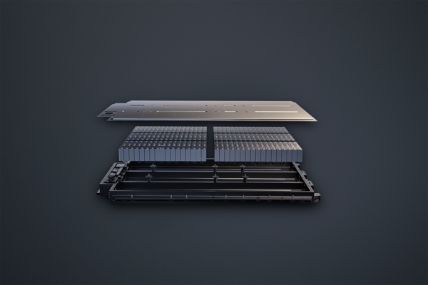 新能源车电池维修费高昂 车主:占据购车总价一半 新能源车电池维修费高昂 车主:占据购车总价一半