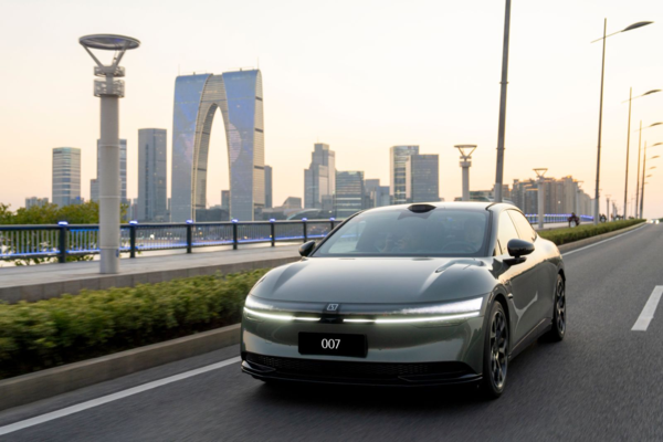 极氪城市无图NZP体验:体验类似老司机 但潜力仍很大 极氪城市无图NZP体验:体验类似老司机 但潜力仍很大