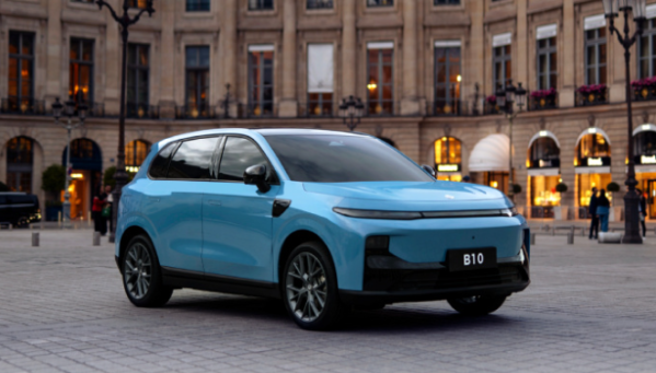 朱江明回应零跑汽车被调侃为“半价理想”:理想是榜样 朱江明回应零跑汽车被调侃为“半价理想”:理想是榜样