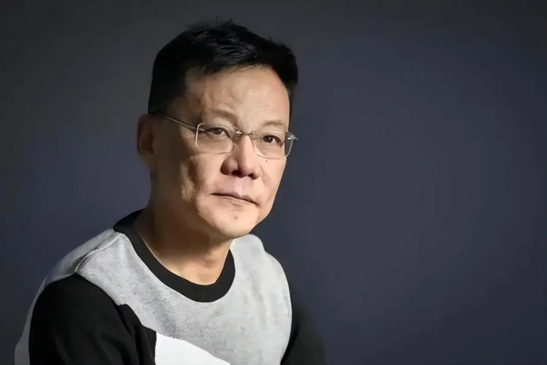 李国庆回应企业家带货被鄙视:一觉醒来被看不起了 李国庆回应企业家带货被鄙视:一觉醒来被看不起了