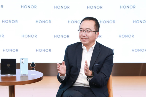 赵明 赵明谈靠抄袭没有未来:同意余总观点 借鉴也要创新