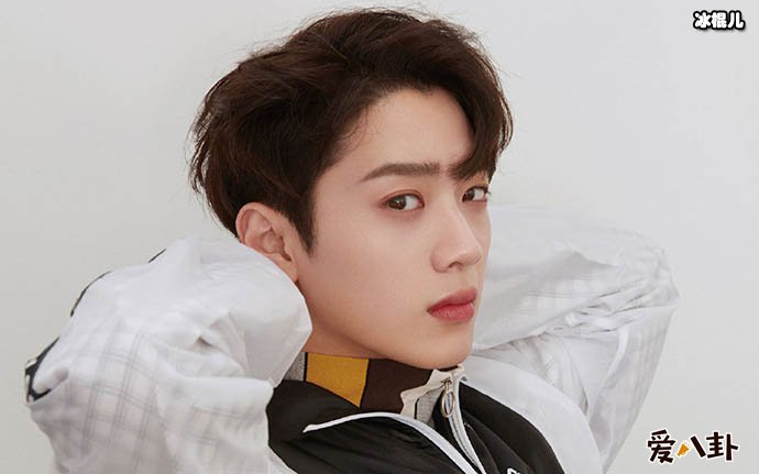 赖冠霖抽烟这是真的吗? 还原真相竟是乌龙?