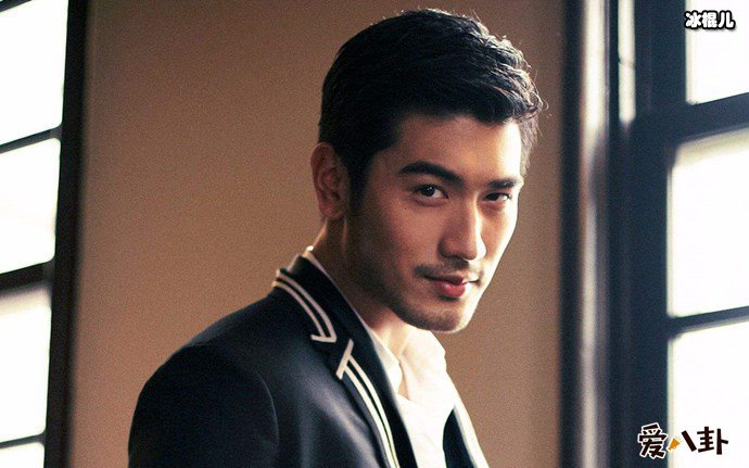 华少回应离职传闻, 高以翔的死为何让浙江卫视一哥寒心