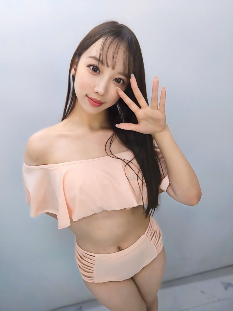 想和粉丝更亲近⋯与田りん(与田铃)有重大宣布!