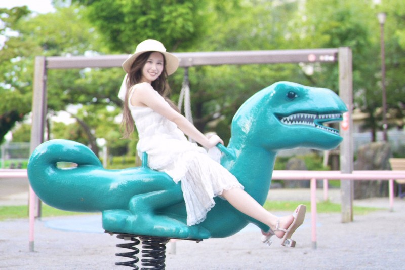 重回原点当写真偶像!G罩杯的她不拍A片了!