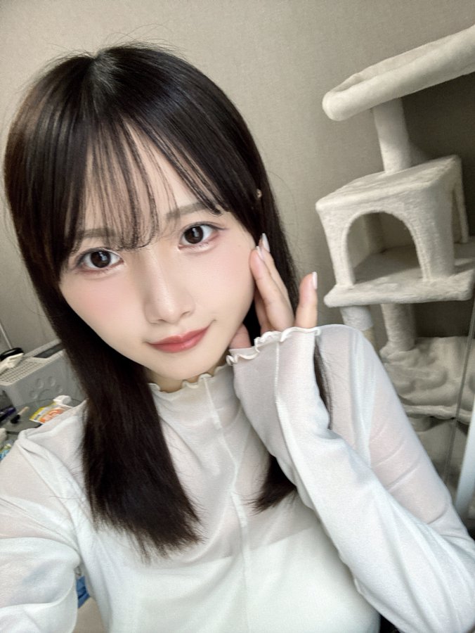 泉桃香(泉ももか)出道作品番号及封面,泉桃香个人简介