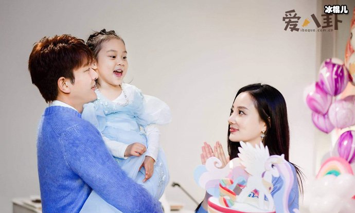 贾乃亮多次被拍前往李小璐住处 两人疑似有望复婚?