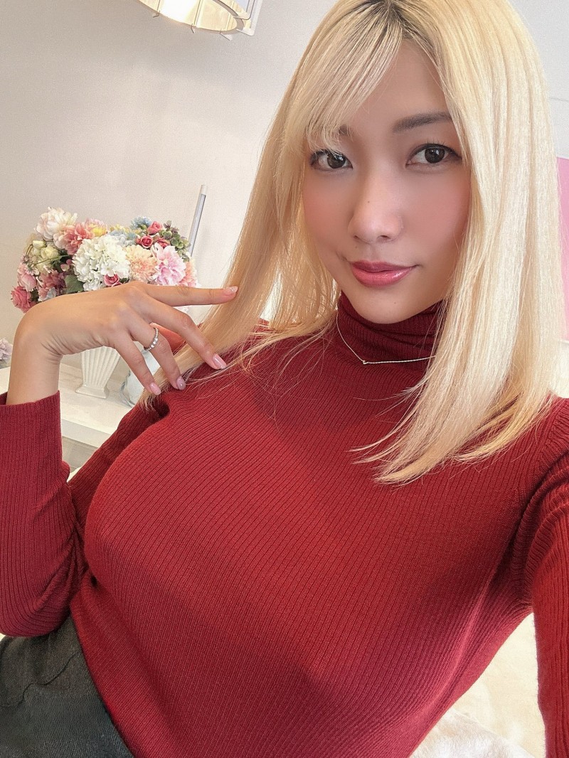 (EBWH-178)史上最强的SM女王降临!她会成为男优的恶梦!