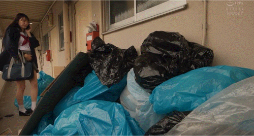 (CAWD-758)神秘小彩蛋!月野江すい(月野江翠)被垃圾大叔中出38发后竟然⋯