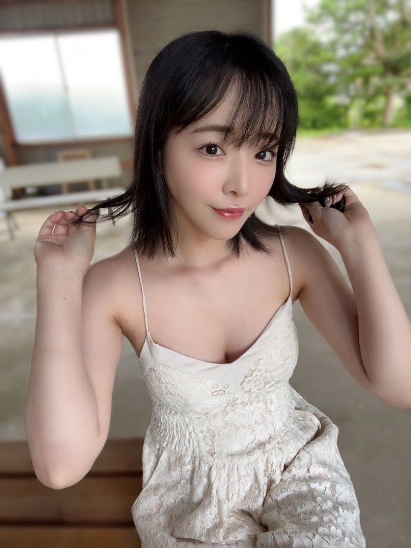 最新推荐!高颜值G奶小只马《三宫椿》最新作品介绍……