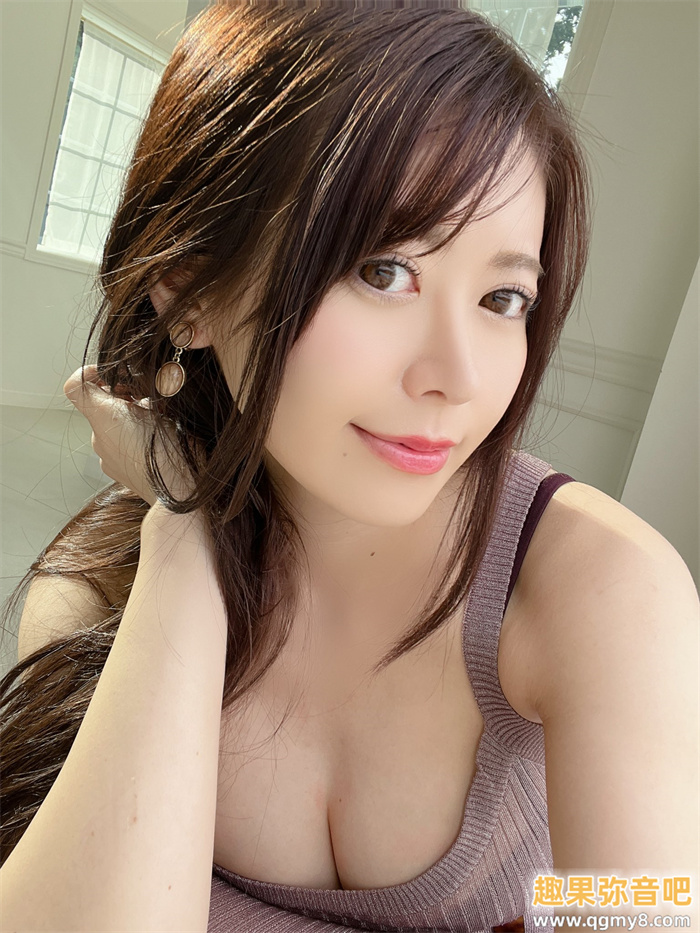 [JUR-012]让女人羡慕嫉妒恨的天使脸孔魔鬼身材！超大型新人篠原伊代（篠原いよ）现 …