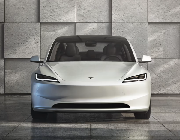 特斯拉Model 3获火灾安全双五星认证 安全配置全系标配 特斯拉Model 3获火灾安全双五星认证 安全配置全系标配