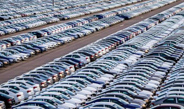 乘联会:11月新能源车市场零售127.7万辆 同比增长52% 乘联会:11月新能源车市场零售127.7万辆 同比增长52%