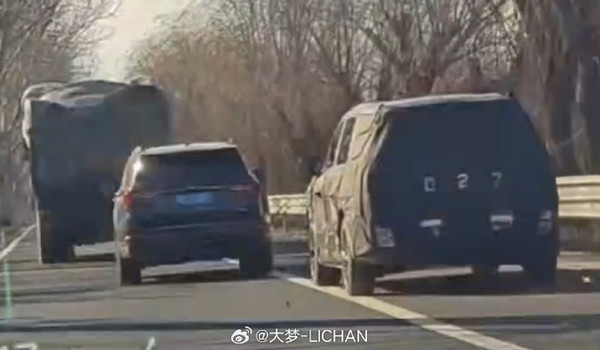 疑似小米第三款车谍照曝光 设计类似方盒子 15万起售? 疑似小米第三款车谍照曝光 设计类似方盒子 15万起售?