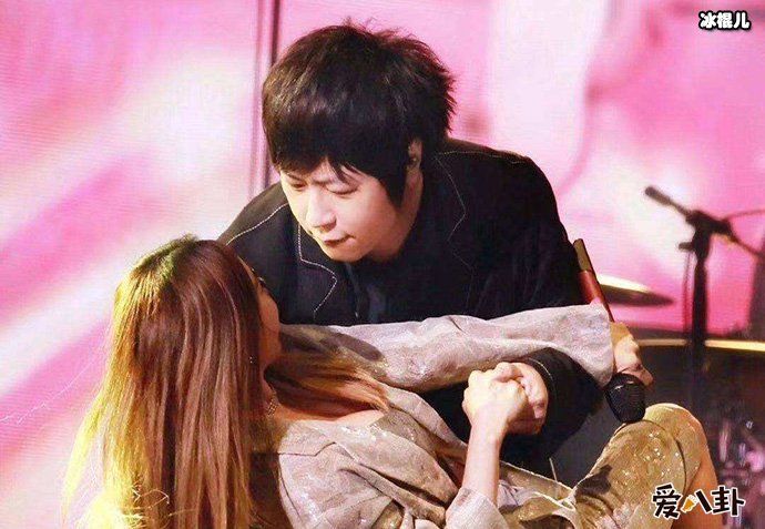 阿信恋情曝光?为何网友都说他是欺骗感情的大猪蹄子