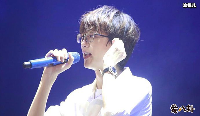 为何说央视惯着许嵩? 其家境被扒没想到让人惊人!