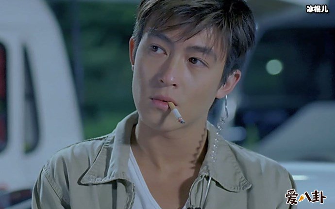 陈冠希事件被谁爆出来的? 陈冠希宣布退出娱乐圈!