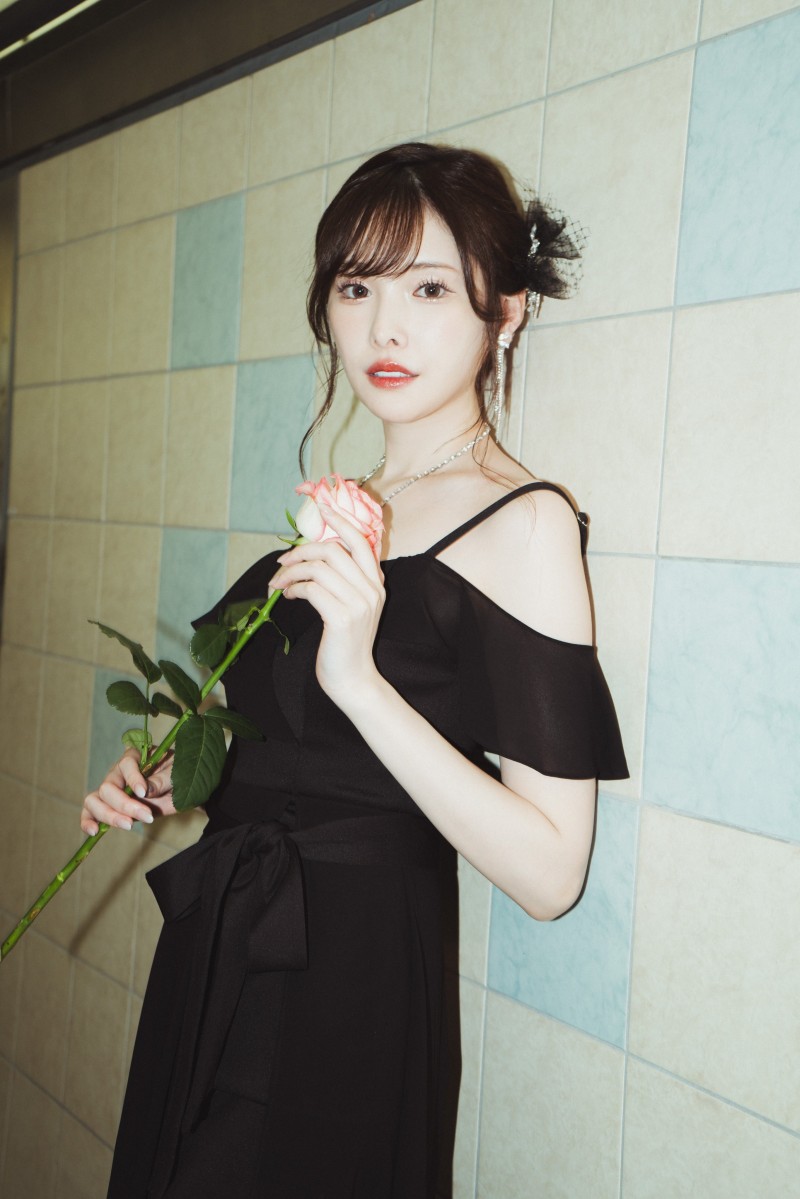 思考一夜,新ありな(新有菜)引退直播的完整内容以及我的感想。