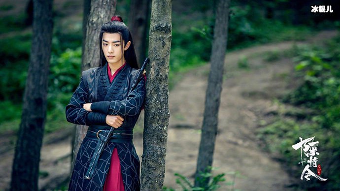 肖战因为太火频繁遭私生粉卡门!其经纪人又是如何做的