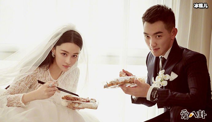 张馨予老公何捷家境如何?她俩是如何认识的?